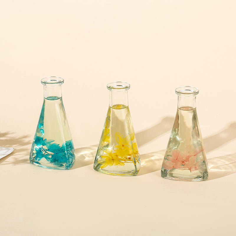 Trokutasta boca od suhog cvijeća vinove loze no fire unutarnji difuzor od trske