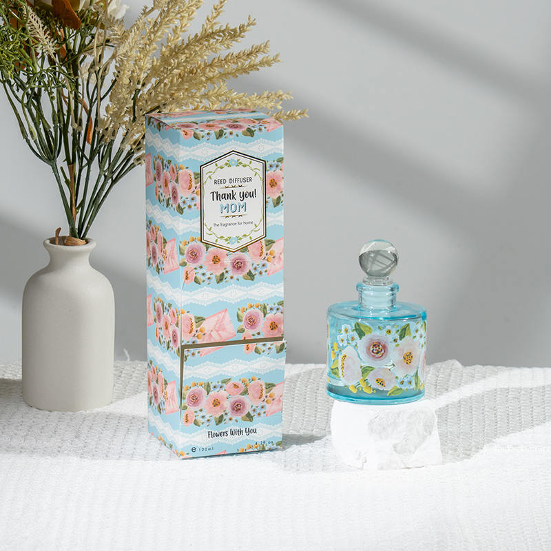 Elegantni okrugli difuzor od trske za staklenu bocu za Majčin dan