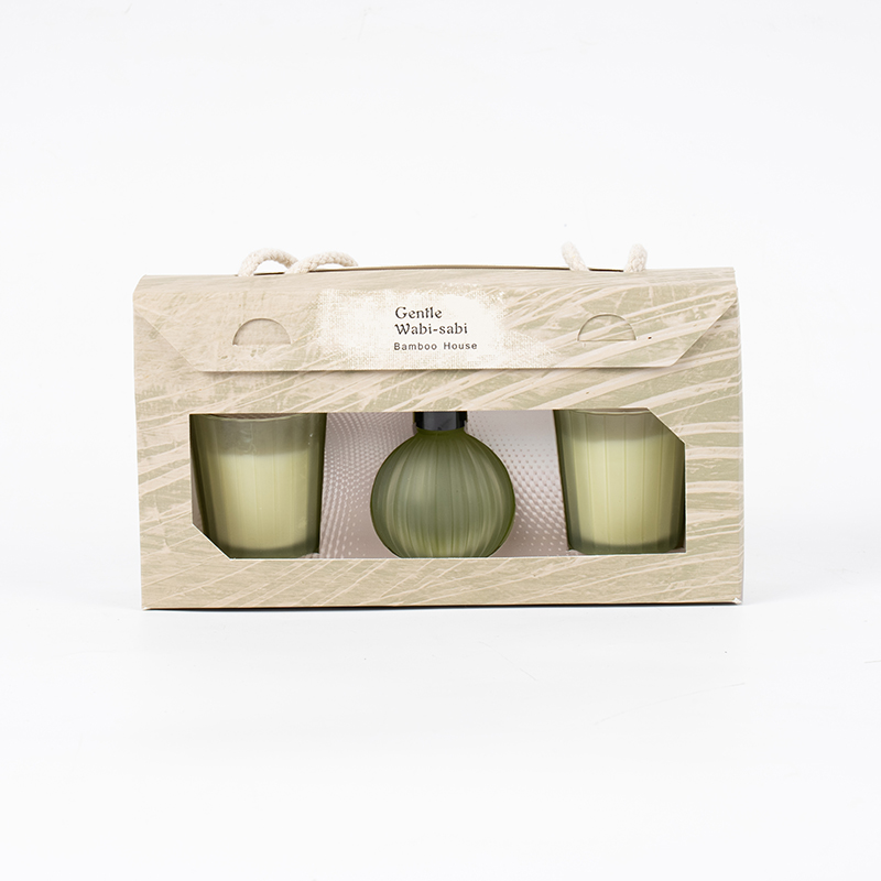 Male naočale s okomitim prugama, mirisne svijeće X2 Boca s raspršivačem od trske, mala žarulja s okomitim prugama