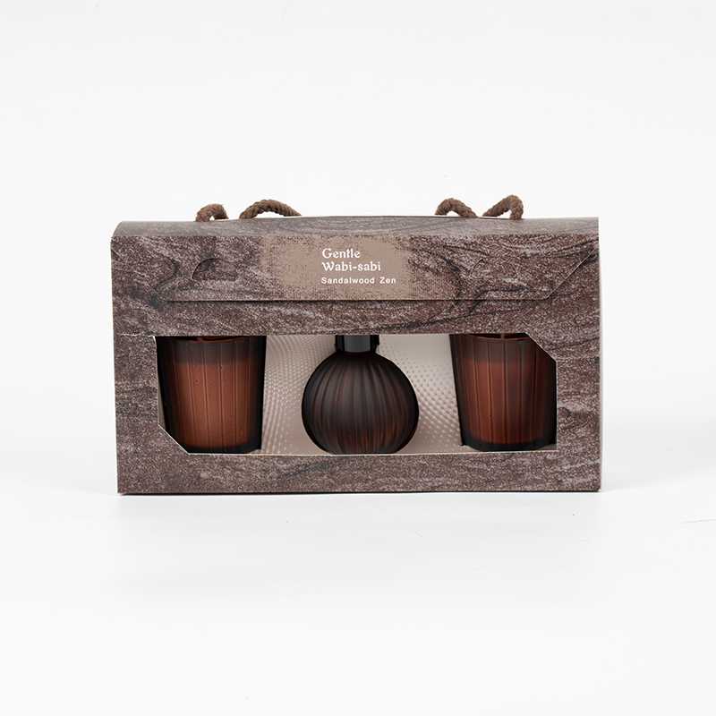 Male naočale s okomitim prugama, mirisne svijeće X2 Boca s raspršivačem od trske, mala žarulja s okomitim prugama