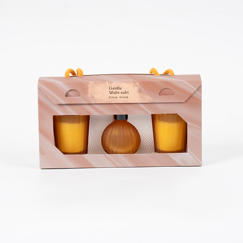 Male naočale s okomitim prugama, mirisne svijeće X2 Boca s raspršivačem od trske, mala žarulja s okomitim prugama