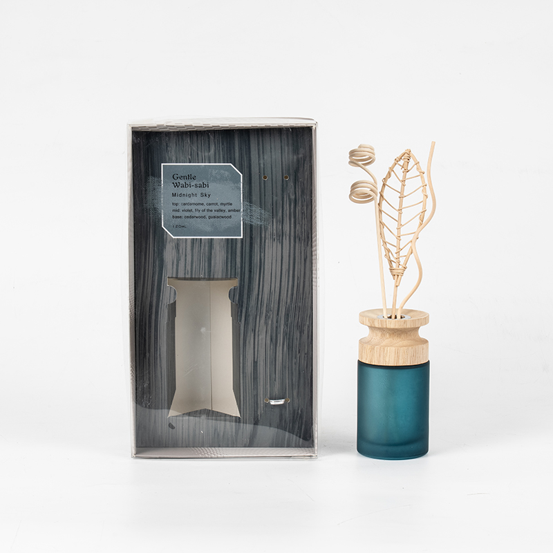 Visoka cilindrična staklena tikvica vrhunski difuzor od trske s drvenim štapićem - dobavljač aroma difuzora