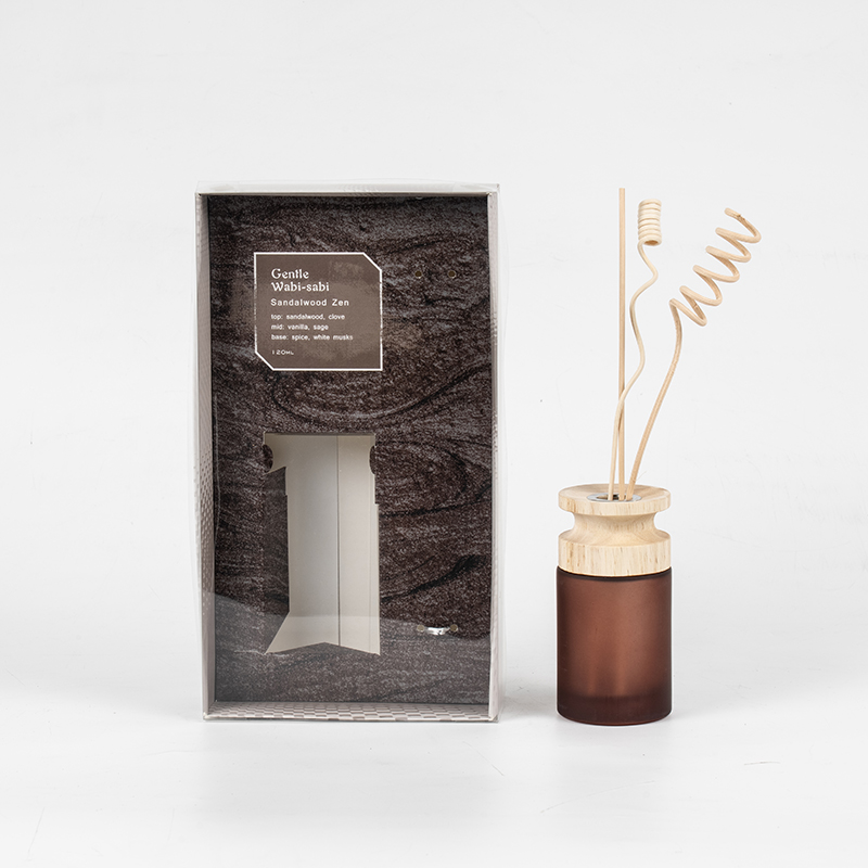 Visoka cilindrična staklena tikvica vrhunski difuzor od trske s drvenim štapićem - dobavljač aroma difuzora